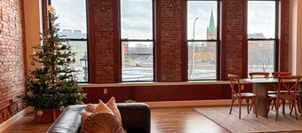 Luxurious 2 BR Loft 