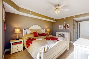 3 室のベッドルーム、アイロン / アイロン台、インターネット、ベッドシーツ