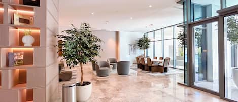 Leilighet (2 Bedrooms) | Lobby