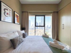 Apartment (2 Bedrooms) | 2 bedrooms, desk, iron/ironing board, bed sheets - Lux Burj Royale Full Burj Khalifa & Fountain View (Dubai)