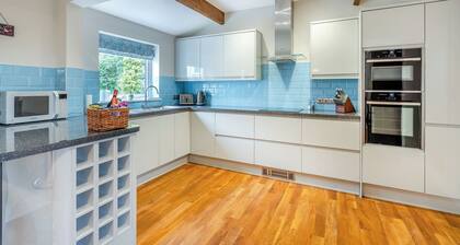 The Cottage at Breeze Hill