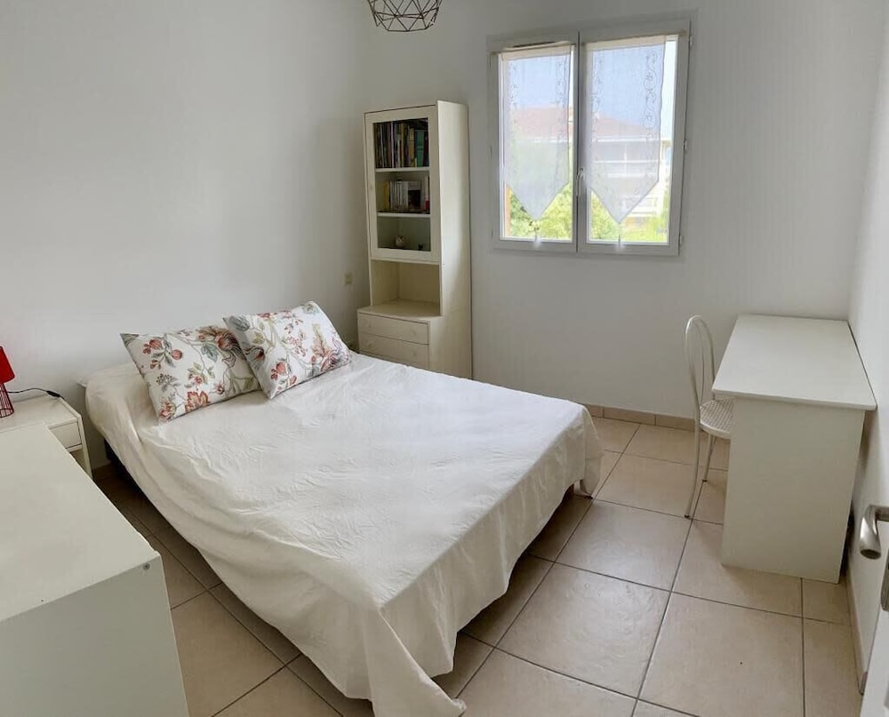 New ! Villa With Parking, Swimming Pools, Garden And Ac - Benakey - Cannes