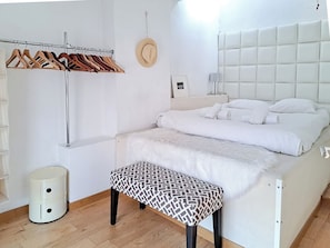 2 sovrum, strykjärn/strykbräda, wi-fi och sängkläder