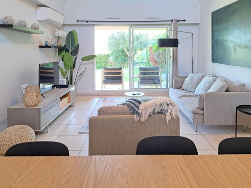 Maison de 110m² Cannes - Piscines, Clim et Garage - BENAKEY