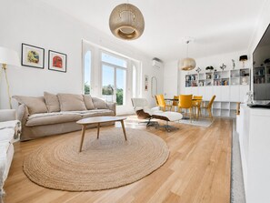 TV - Superb 3BR with AC, Sea view, private Garden PARKING- BENAKEY (Cannes)