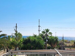 View from property - CLOSE SEA - Terrace with Sea View, AC and Parking - BENAKEY (Cannes)
