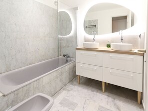 Asciugacapelli, asciugamani