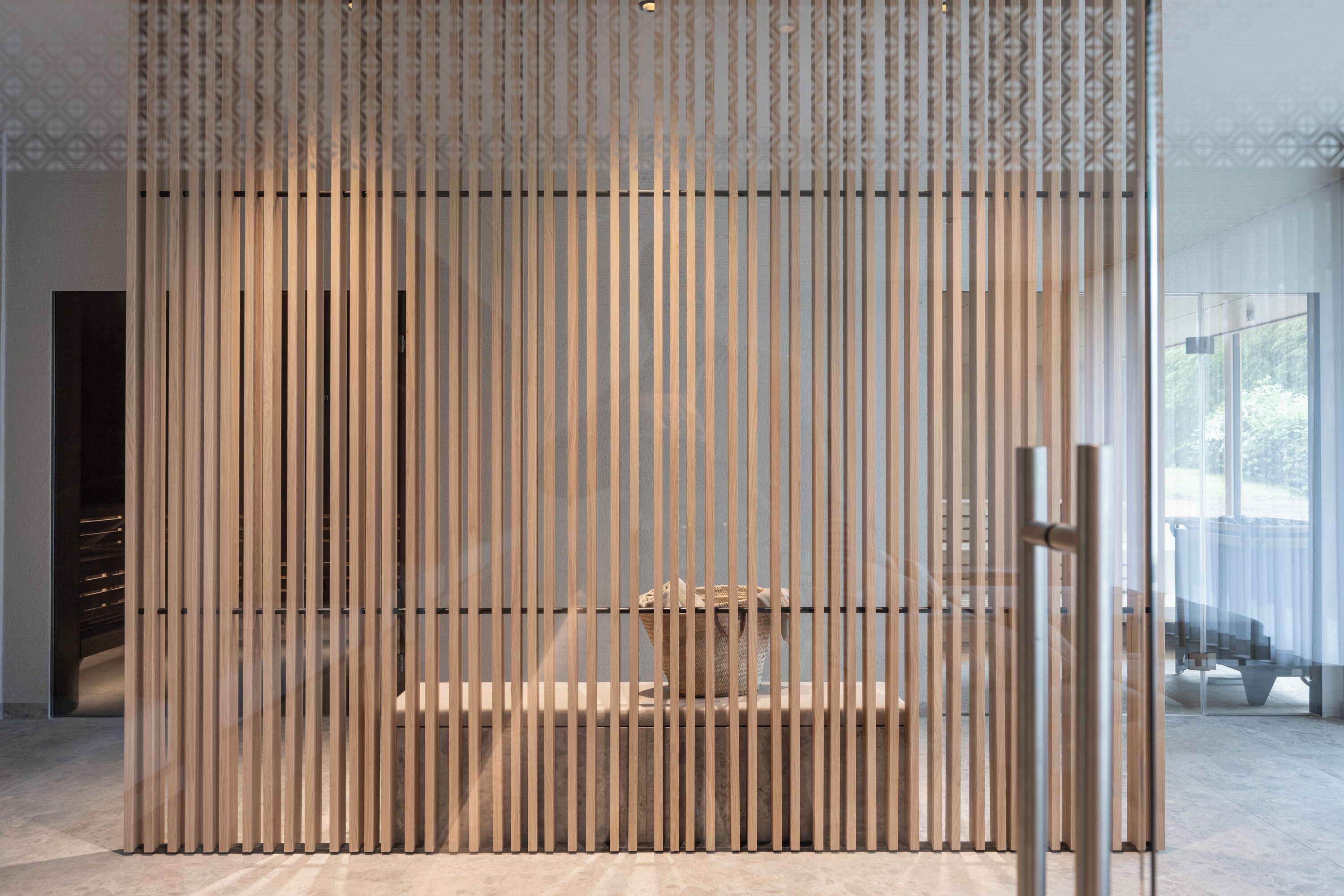 Sauna, höyrysauna, 1 hoitohuone, hierontapalveluita