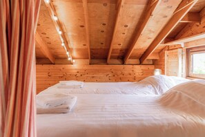2 bedrooms, WiFi - Dune house directly against the dunes for 4 persons (Egmond-Binnen)