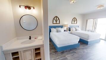 Double Queen Suite | Desk, free WiFi