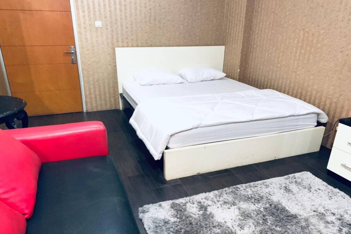 Deluxe Double Room | Desk, free WiFi, bed sheets