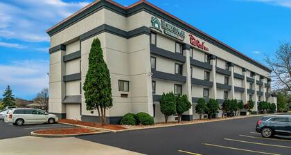 Red Roof Inn Flint
