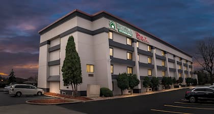 Red Roof Inn Flint