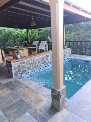 Pool - Three Peaks Mountain Lodge
ROMANCE, RELAXATION & REJUVENATION awaits you! (Pont casse)