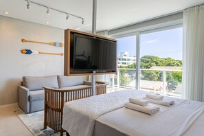 Fer et planche à repasser, accès Internet, draps fournis