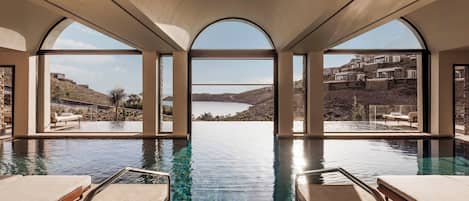 Couples treatment rooms, sauna, steam room, body treatments