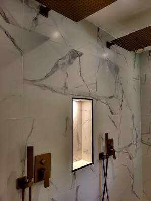 Interior - Nalan Godevicien, Maison Forêt, Spa et Piscine Chauffée, 14 Pers, Paris-jo, CDG (Gouvieux)