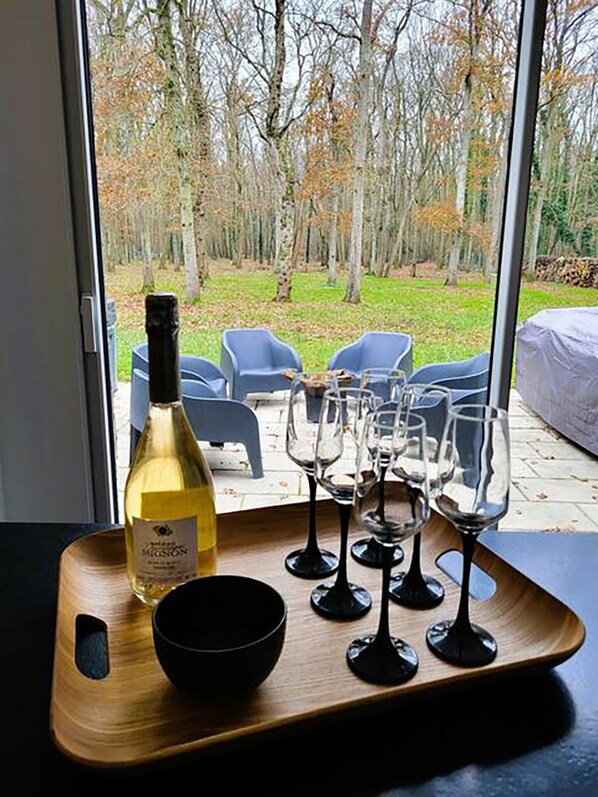 Interior - Nalan Godevicien, Maison Forêt, Spa et Piscine Chauffée, 14 Pers, Paris-jo, CDG (Gouvieux)