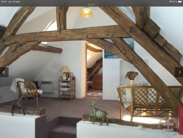 3 bedrooms, iron/ironing board, free WiFi, bed sheets - la Petite Breuille, Maison de Campagne Idéalement Située au Cœur de la Puisaye (Lainsecq)