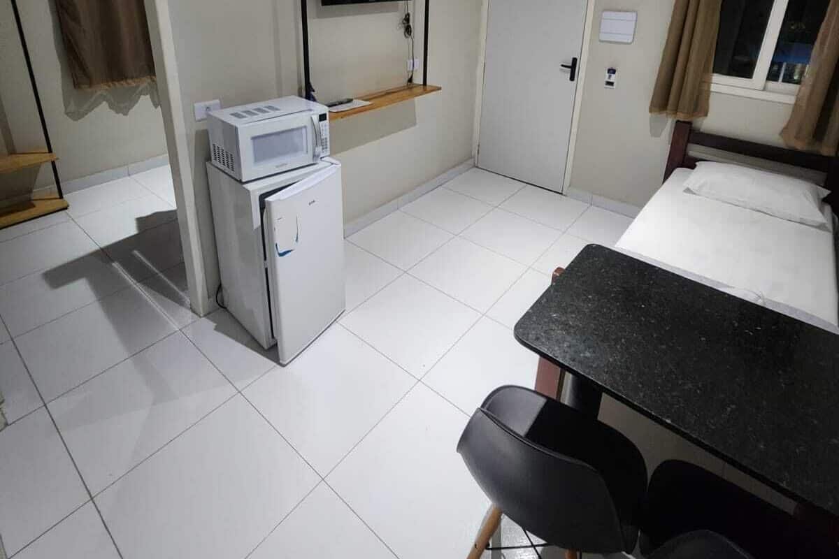 1 quarto, espaço de trabalho para notebook, Wi-Fi de cortesia