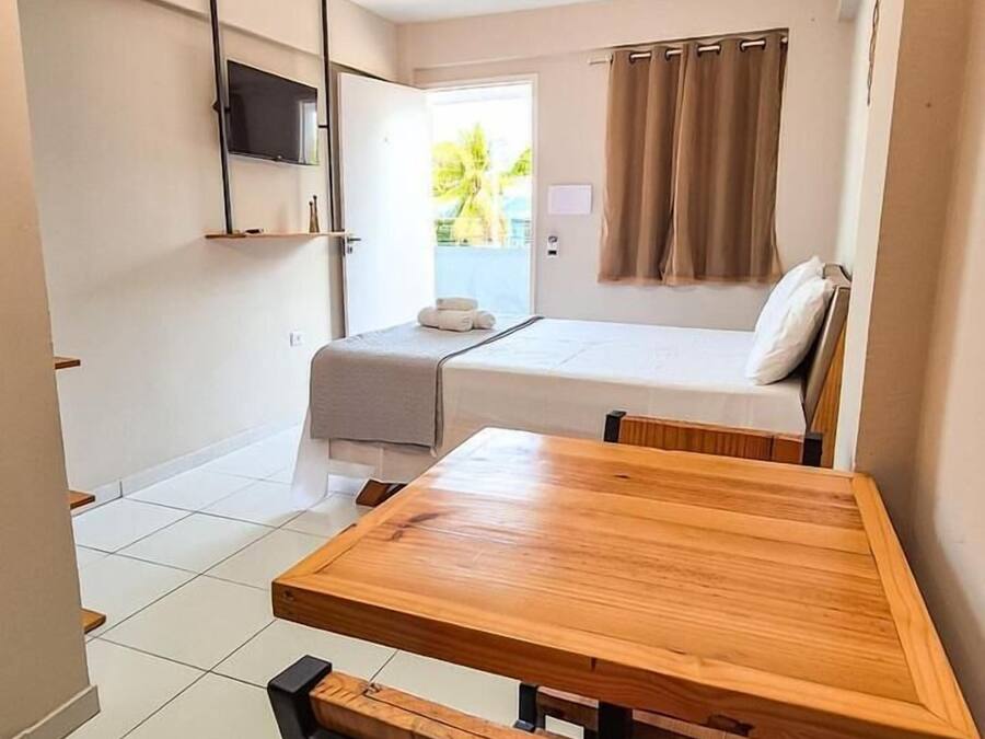 Quarto casal conforto | Espaço de trabalho para notebook, Wi-Fi de cortesia