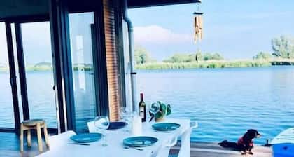 Comfortable houseboat 6p, location Kagerplassen