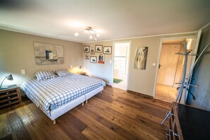4 habitaciones, cuna de viaje, wifi y ropa de cama 