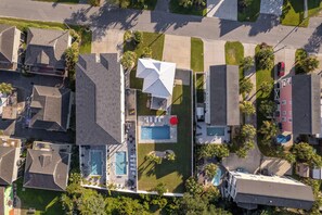 Exterior - Rocks On The Side: Private Pool, Steps to the Beach, Murrells Inlet (Murrells Inlet)