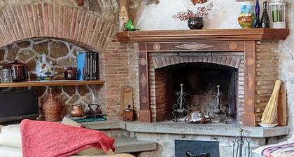 For an unforgettable stay among the sea, castles and good food