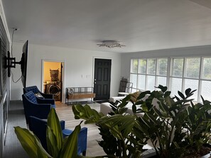 Interior - Welcome to Your Enchanting 3-Bedroom Home in Charming Albemarle-North Carolina (Albemarle)