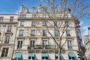 Exterior - Magnificent apartment in the heart of Paris (Paris)