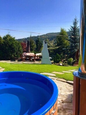 Bañera de hidromasaje exterior