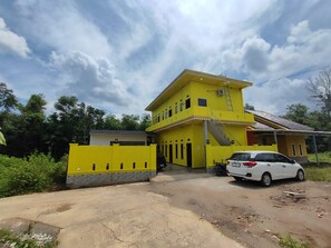 Fachada de la propiedad