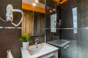 Hair dryer, towels, toilet paper