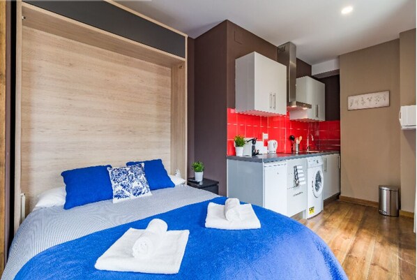 1 bedroom, iron/ironing board, travel crib, free WiFi