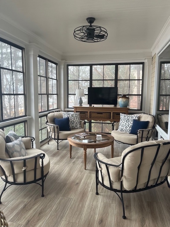 Great Waters Gem! Spacious Waterfront Cottage! Family Friendly Getaway! - Lake Oconee, GA