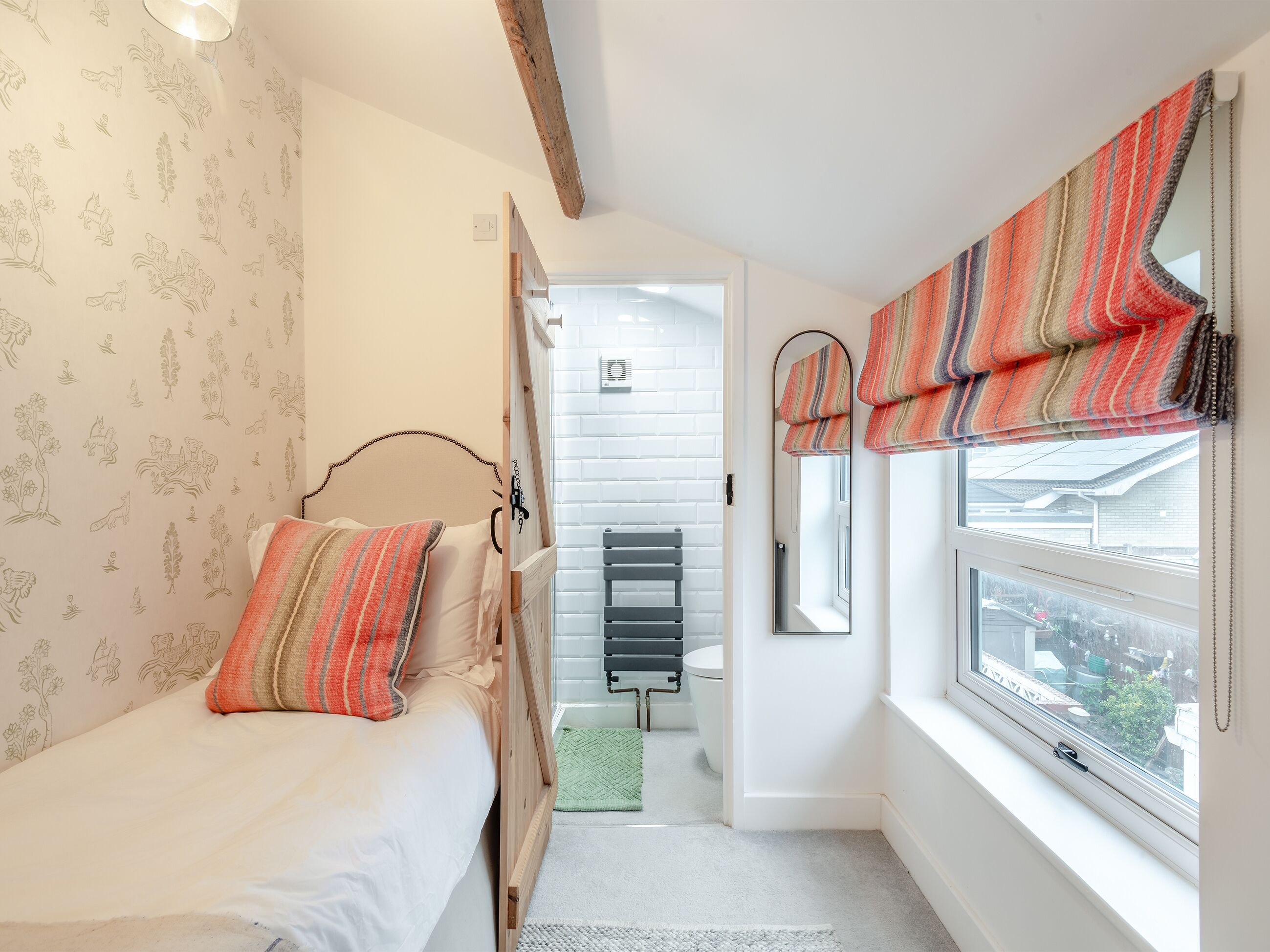 3 bedrooms, free WiFi, bed sheets