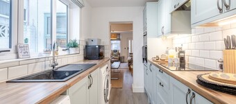 3 bedroom accommodation in Lowestoft