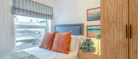 3 chambres, Wi-Fi gratuit, draps fournis