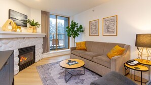 Apartamento standard | Área de estar | Lareira