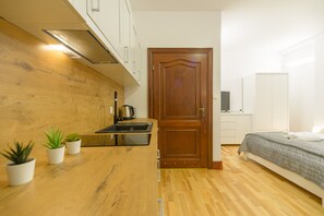 Fridge, microwave, dishwasher
