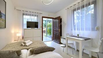 1 bedroom