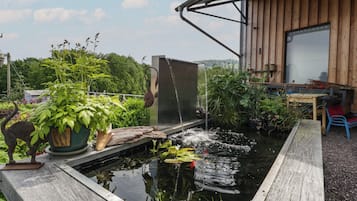 Cottage | Property grounds