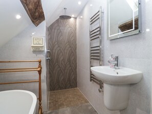 Buồng tắm vòi sen 