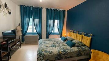 1 bedroom, WiFi, bed sheets