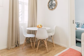 Comfort-Apartment, 3 Schlafzimmer | Wohnbereich