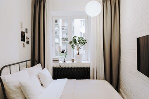 1 bedroom, individually decorated, individually furnished - Bunga Apartment (Warsaw)