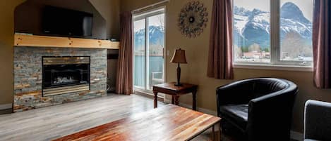 Appartement, 3 chambres | Salle de séjour