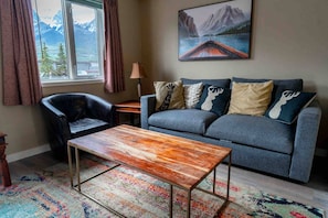 Apartment, 3 Bedrooms | Living room - Mountain View 3br Loft Walk To Dt King Fireplace (Canmore)