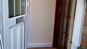 Cabin | Exterior detail